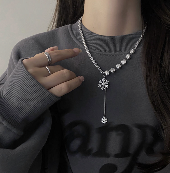 Collier Snowy en Acier inoxydable - Tendance 2024